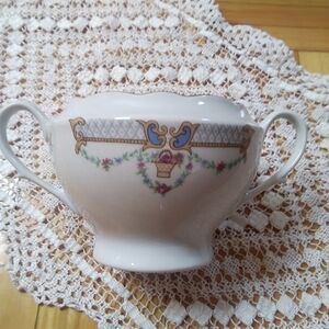 camelow Portelan sugar bowl​​​​​​​​